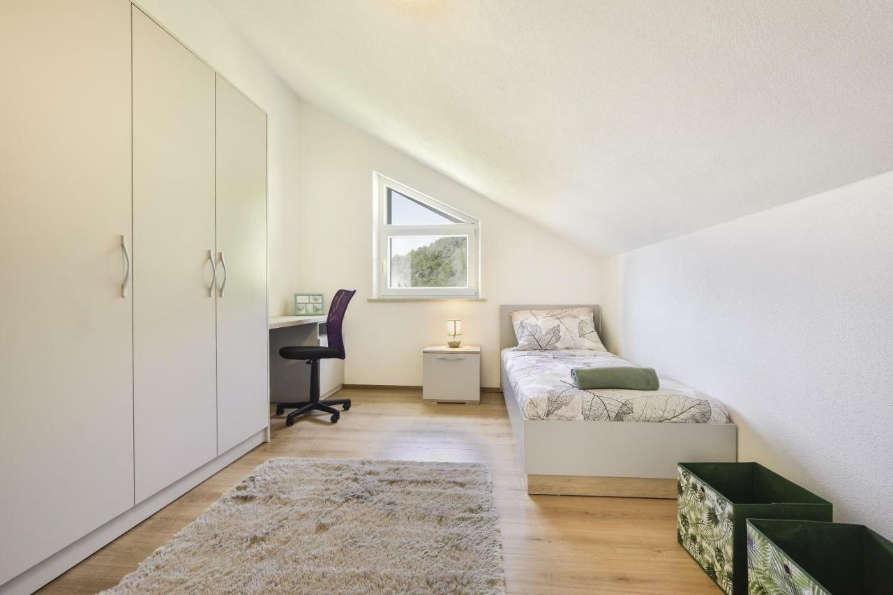 Villa Mar 1 - Luxury Apartments 푸치스차 외부 사진