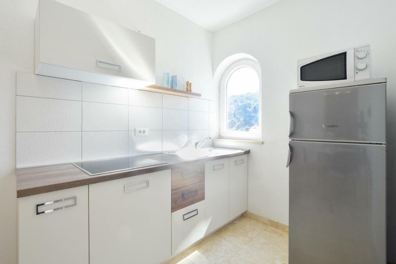 Villa Mar 1 - Luxury Apartments 푸치스차 외부 사진