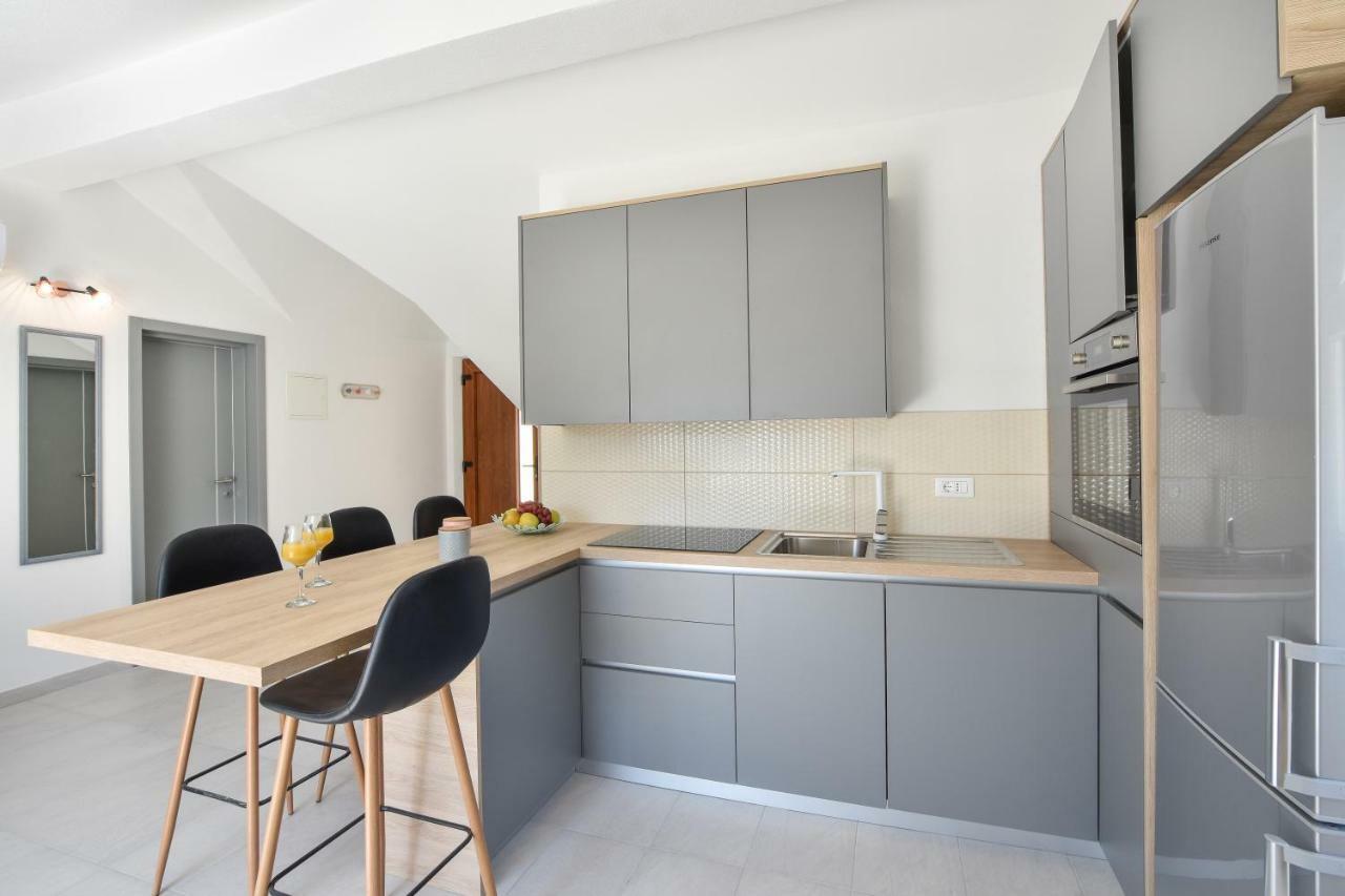 Villa Mar 1 - Luxury Apartments 푸치스차 외부 사진