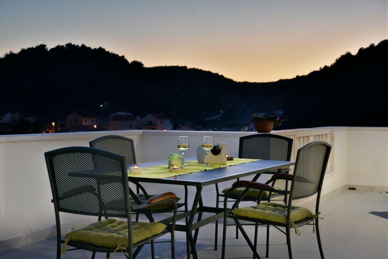 Villa Mar 1 - Luxury Apartments 푸치스차 외부 사진